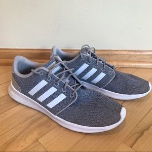 Adidas cloudfoam memory foam shoes